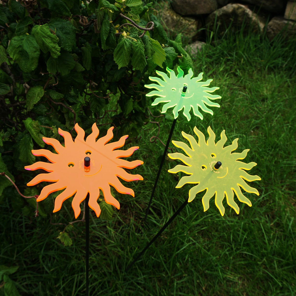 Large Garden Décor Ornaments Set of 3 'Smiling Suns'