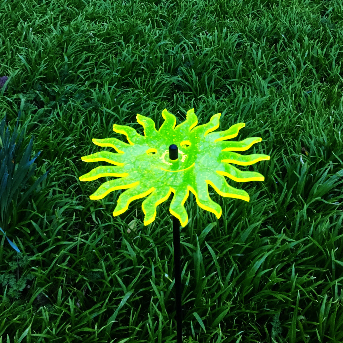 Large SunCatcher Garden Décor Ornament 'Smiling Sun'